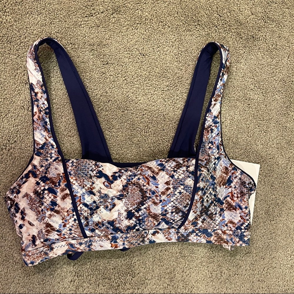 Becca Swimwear Bikini Top Size Large